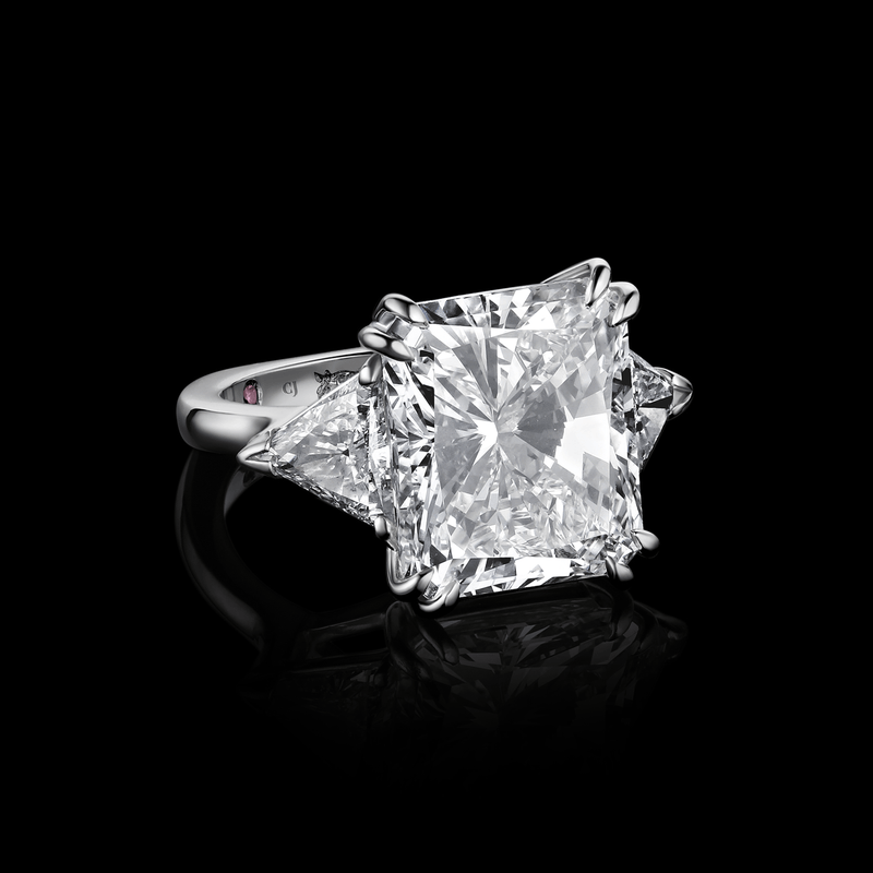 Rivière Platinum 9.02ct Radiant Cut Diamond Ring, GIA Certified